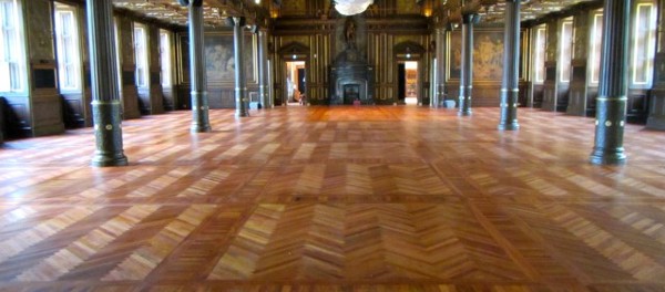 Nye gulve til Børsen i København